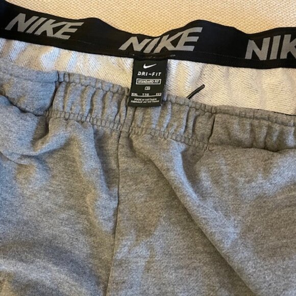 Nike Dry Fit Pant, Size XXL Standard Fit - Picture 3 of 6